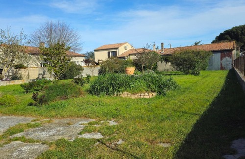 Bram House | L'oustal- Oc Keys- Family home, private garden, close to freeway