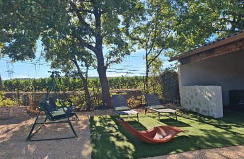 Saint-Paulet-de-Caisson House | L 'oustalet