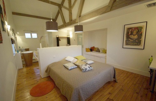 Valence Bed & Breakfast | L'Oustalet D'Anicette