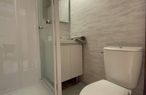 Saint-Georges-de-Levejac Bed & Breakfast | L'Oustaliere, ANNE room, spa and sauna access