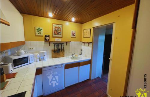 Saint-Nectaire House | L'Oustalou