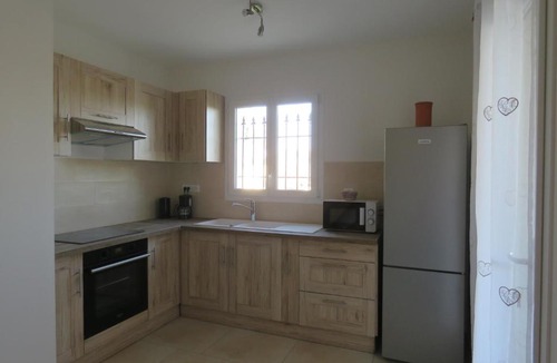 Grans Apartment | L'Oustau