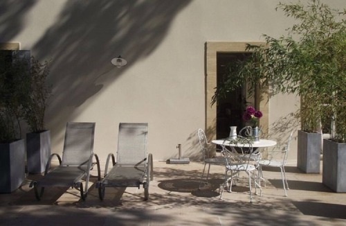 Puget Apartment | L'Ousteau des OLiviers, Studio Pin