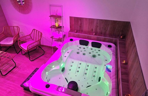 Friville-Escarbotin House | L'Oxybulles and spa