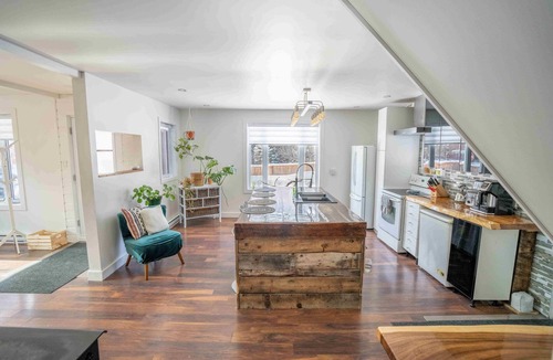 Saint-Brigitte-de-Laval House | L'Uatik | Au Coeur des Montagnes