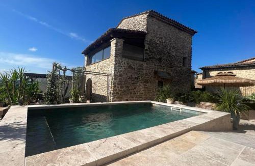 Saint-Christol-Les-Ales Villa | L'unique pour le mas de S.