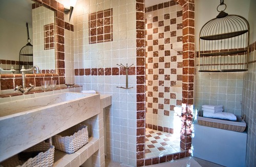 Blauzac Bed & Breakfast | L'uzétienne -Le Mas des Aires