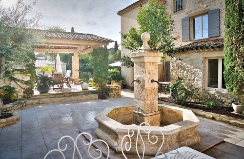 Blauzac Bed & Breakfast | L'uzétienne -Le Mas des Aires