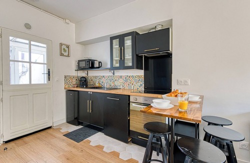 Les Mureaux Apartment | L'Yvelis - 600m Gare - Parking - Wifi