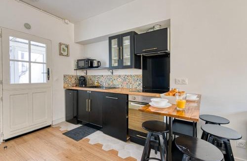 Les Mureaux Apartment | L'Yvelis - 600m Gare - Parking - Wifi