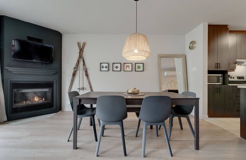 Bromont Condo | L103-Condo ski in ski out/vélo in vélo out