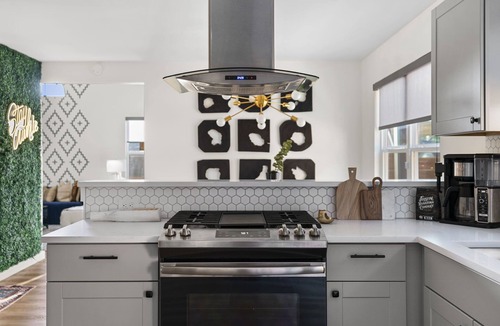 Maple Run House | ~La Alexandria~ Heated Spa|Fire Pit|Movie Theater