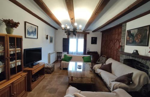 Linares de Mora House | La Antigua Posada