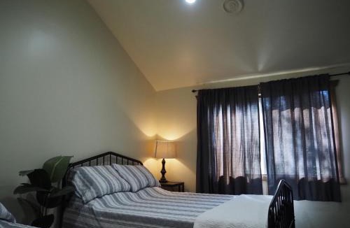 Lompoc House | La Arboleda