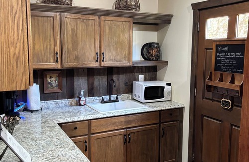 Lompoc Cottage | La Arboleda