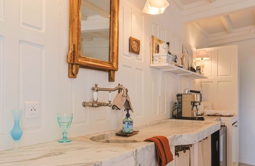 Saint-Martin-d'Ardeche House | La Bâtisse de Rêve, Authentic Villa for 8 people with Jacuzzi
