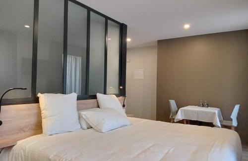 Saint-Didier-en-Velay Hotel | La Bâtisse du Velay