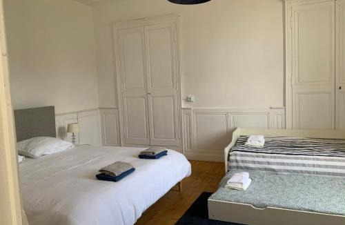 Parce-sur-Sarthe House | La Béchetière