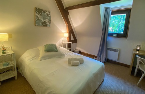 Saint-Gatien-des-Bois House | La Balancelle - Piscine Chauffée et Court de Tennis