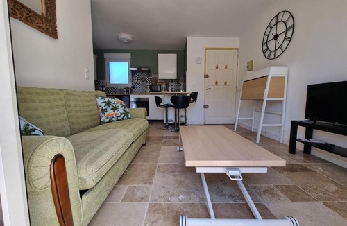La Pompignane Apartment | LA BAMBOUSERAIE