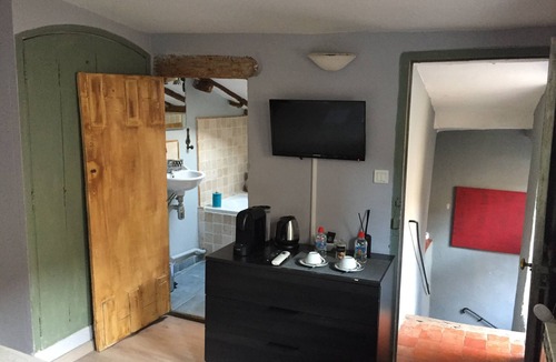 Avignon City Centre Bed & Breakfast | La Banasterie