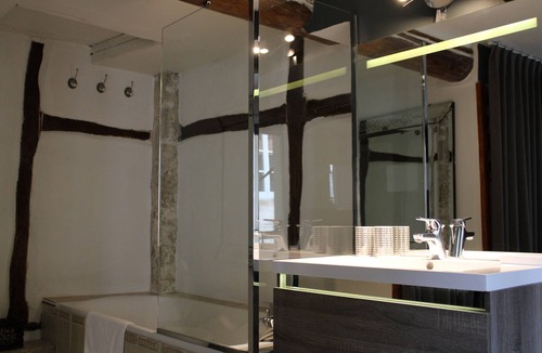 Avignon City Centre Bed & Breakfast | La Banasterie