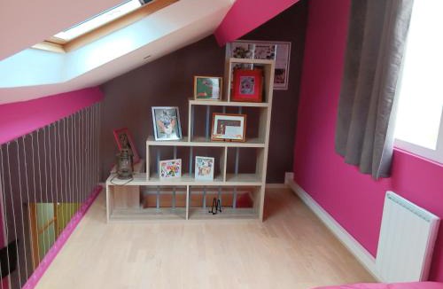 Courtois-sur-Yonne Bed & Breakfast | LA BARAQUE