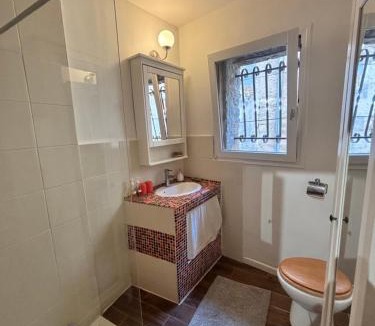 Cascastel-des-Corbieres Bed & Breakfast | La Barbacane de Cascastel-des-Corbières