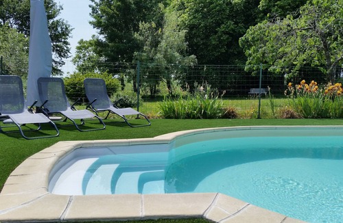 Le-Petit-Pressigny House | La Barillère vacation rental 3 stars - 3 bedrooms, 6 people - swimming pool
