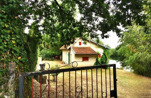 Autet House | La Barkalo
