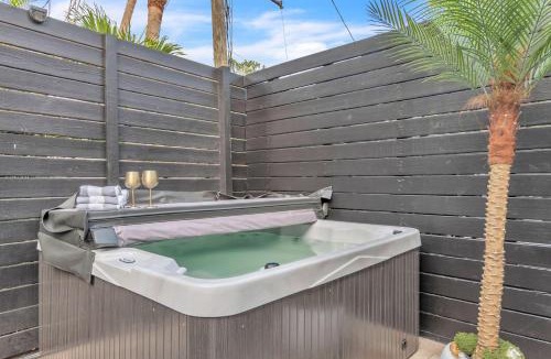 Pass-a-Grille House | La Barra - Full Property