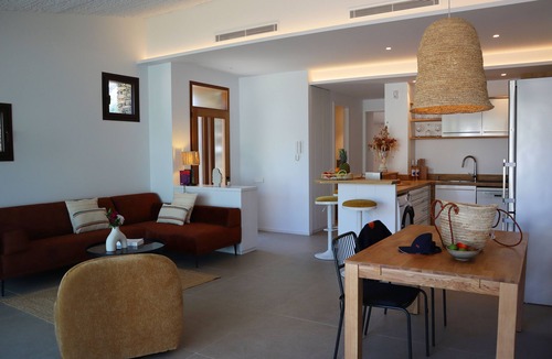 Cadaques Apartment | La Barraca del Ros Apartment with Sea View