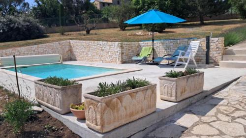 L'Hospitalet Villa | La Bartavelle