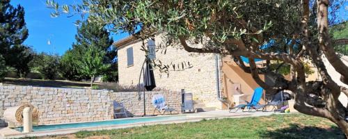 L'Hospitalet Villa | La Bartavelle