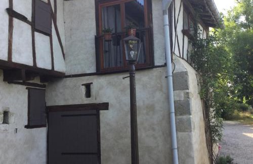 Puycalvel Apartment | La Barthe Haute