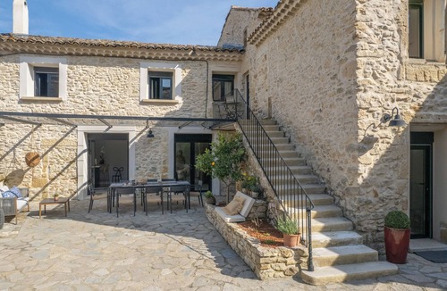 Connaux House | La Bastide - Charme provençal avec piscine privée