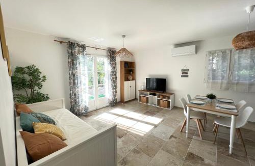 Loriol-du-Comtat House | La Bastide d’Elma - CLIM - WIFI