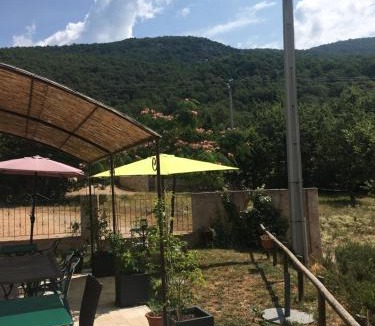 Aiguines Bed & Breakfast | La Bastide des Cades