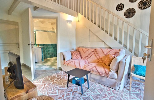 Castillon-du-Gard House | La Bastide Des Pins