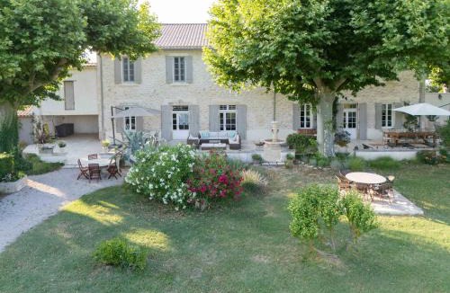 Caumont-sur-Durance House | La Bastide des Amouriers