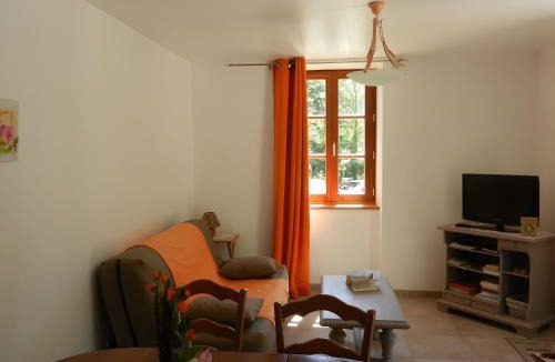 Vercheny Apartment | La Bastide Des Monge - Gîte Lola