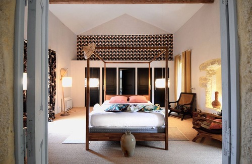 Laudun House | La Bastide du Farfadet