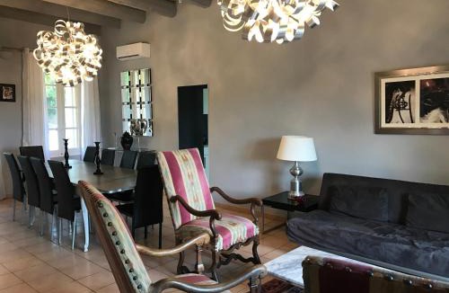 Saint-Gilles Villa | La Bastide Plein Sud de Marignan