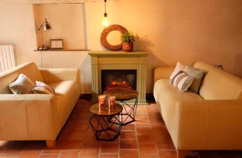 Penne-d'Agenais Apartment | La Bastide Portoly Gîte "Les Deux Cèdres"