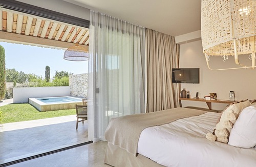 Forcalquier Hotel | La Bastide Saint Georges