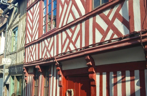 Honfleur Apartment | - LA BATISSE - Free parking 600m - Carré des Arts - Clé de Honfleur