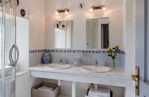 Longues-sur-Mer House | La Batterie by Interhome