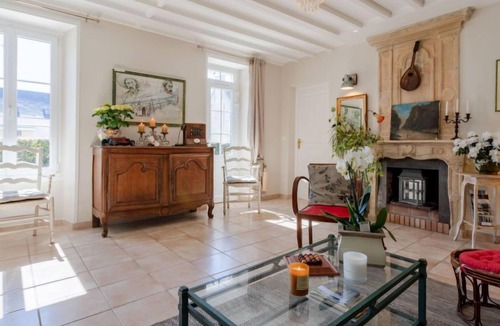 Longues-sur-Mer House | La Batterie by Interhome