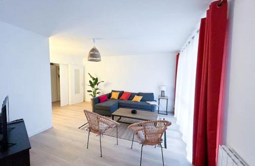 Saint-Sebastien-sur-Loire Apartment | La Baugerie enchantée