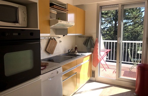 La Baule-Escoublac Apartment | La Baule Les Pins - T3 -62 m2 Southwest terrace 20m2, near the beach. 4 Pers